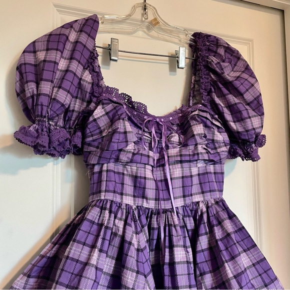 Selkie 2024 Fall Collection BNWT Purple Plaid Puffy Mini Dress with Corset Back - Picture 3 of 12